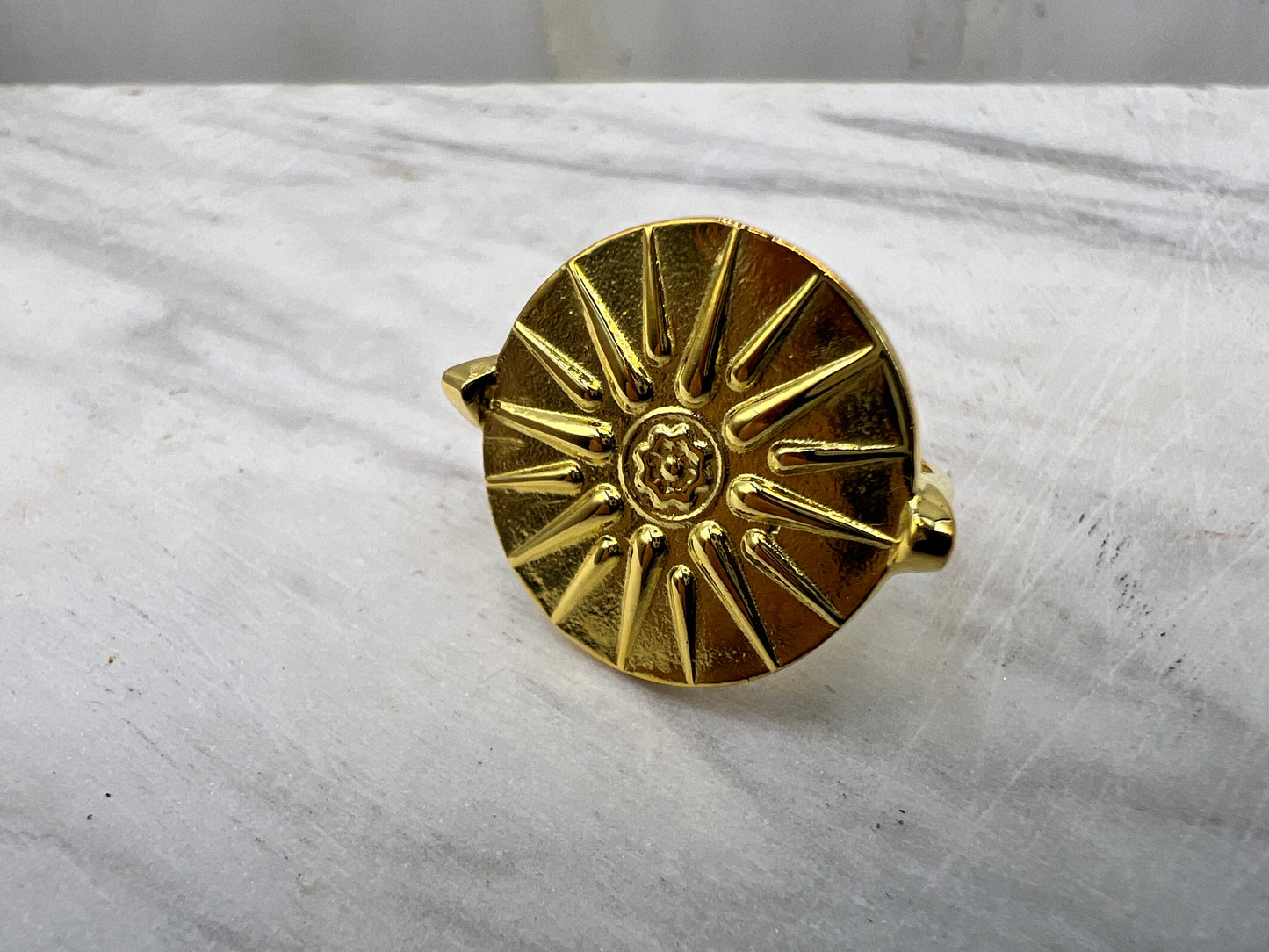 Mazedonischer Stern Vergina Sonne Sonnensymbol Münzring Alexander der Große