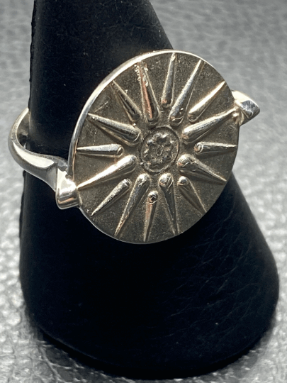 Macedonian Star Vergina  Sun solar symbol coin ring Alexander the Great