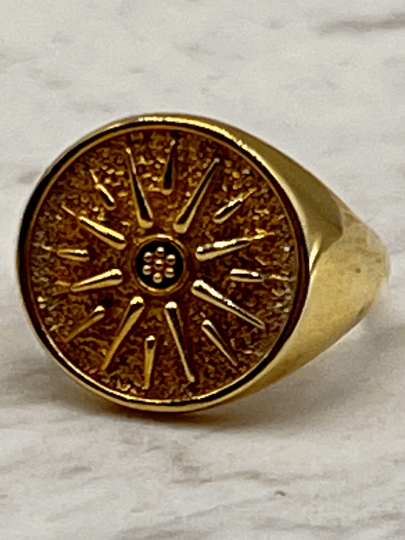 Macedonian Star the Sun Alexander the great  Ring Gold 750