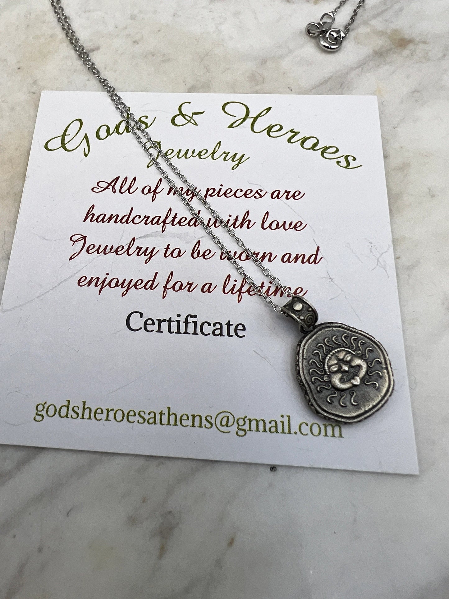 Méduse Gorgone protectrice pièce de monnaie grecque antique pendentif en argent sterling